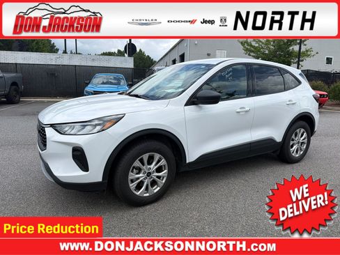 Used 2025 Ford Escape Active AWD/4WD image 1
