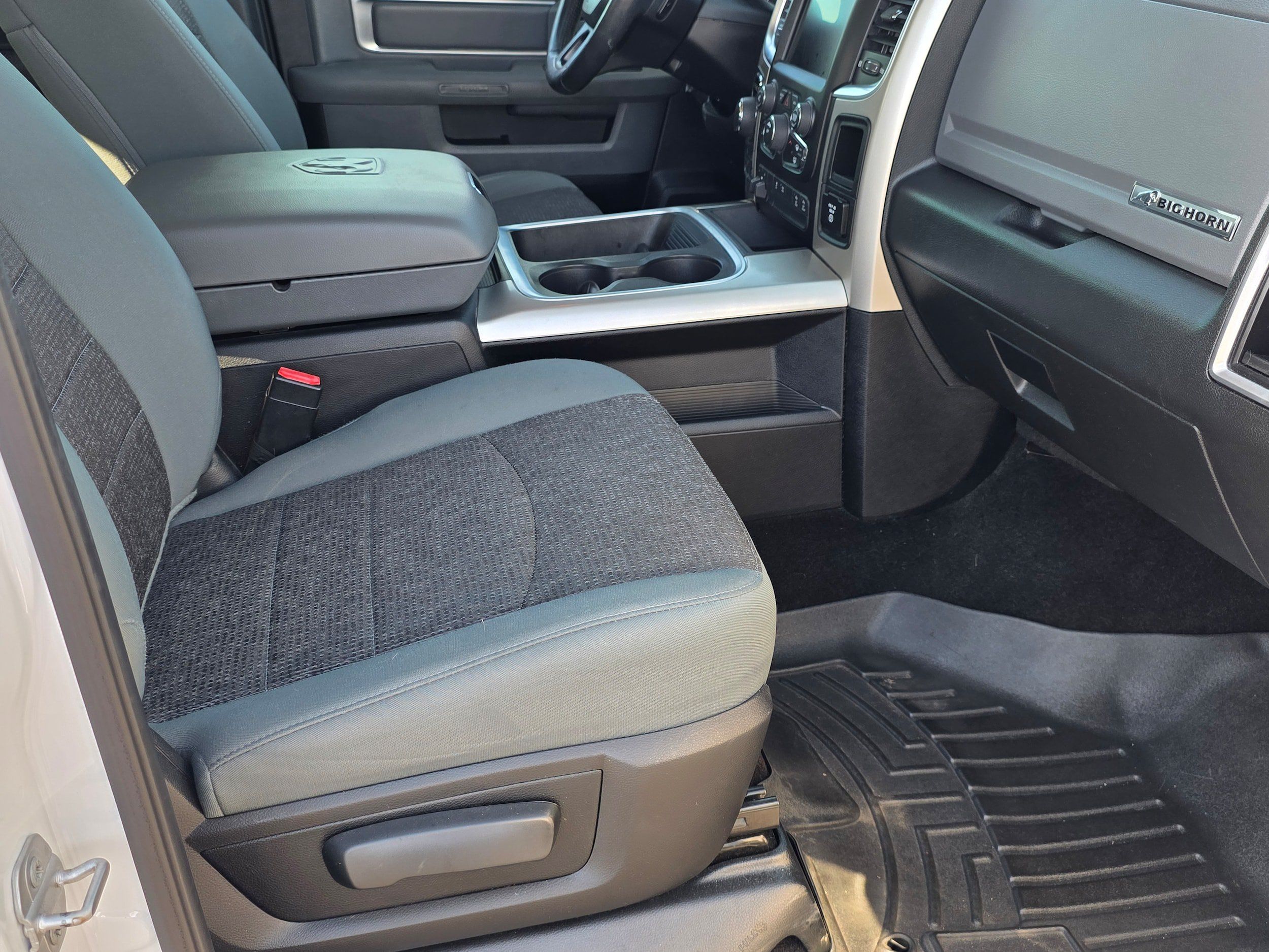 Used 2016 RAM 1500 Big Horn AWD/4WD image 31