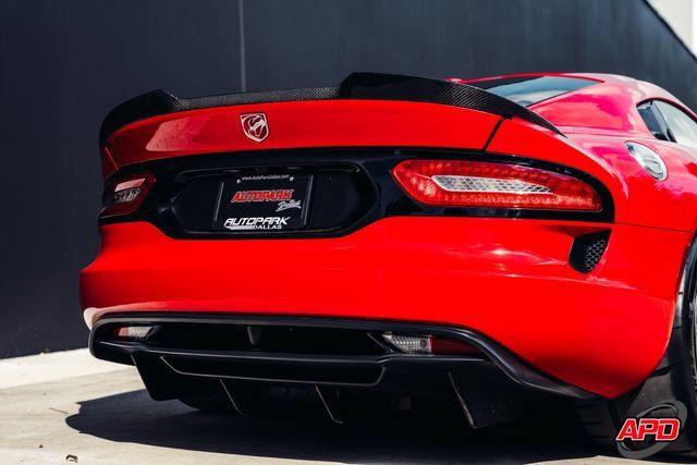 Used 2013 SRT Viper GTS w/ GTS Laguna Interior Pkg RWD image 36