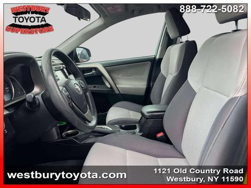 Used 2015 Toyota RAV4 XLE AWD/4WD image 16