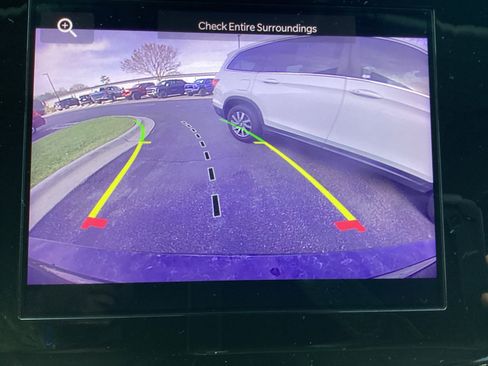 Used 2022 Jeep Grand Cherokee L Laredo w/ Luxury Tech Group I image 16