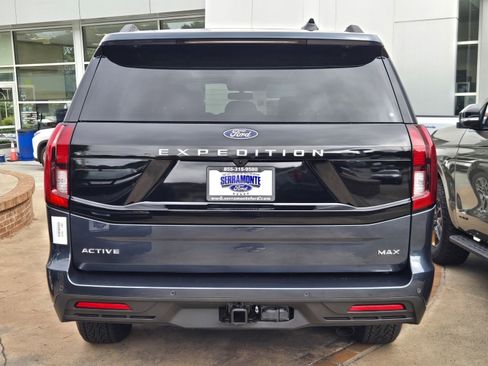 New 2025 Ford Expedition Max Active image 5