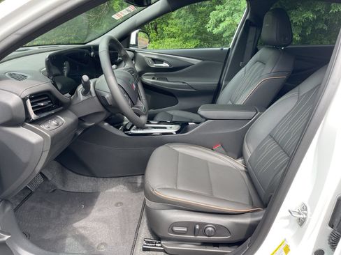 New 2026 Buick Envista Sport Touring FWD image 15