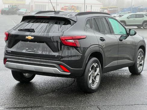 Certified 2024 Chevrolet Trax LT w/ LT Convenience Package image 40
