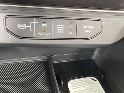 New 2026 Kia Carnival EX image 29