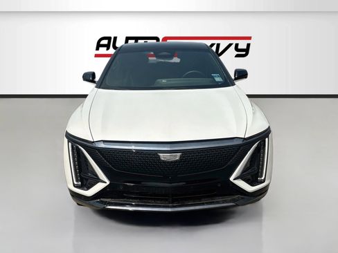 Used 2025 Cadillac Lyriq Sport RWD image 2
