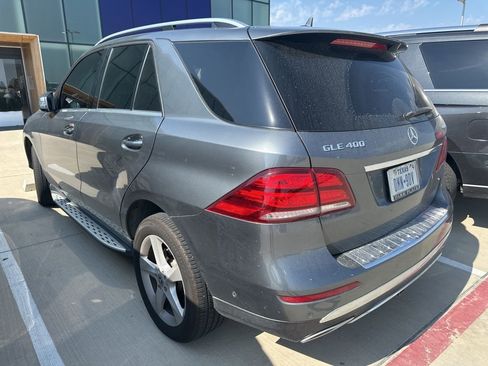 Used 2019 Mercedes-Benz GLE 400 4MATIC image 2