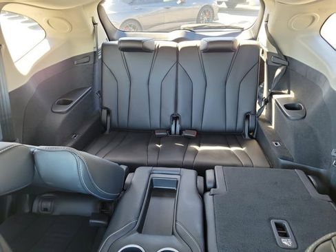 Certified 2025 Acura MDX w/ Technology Package image 9