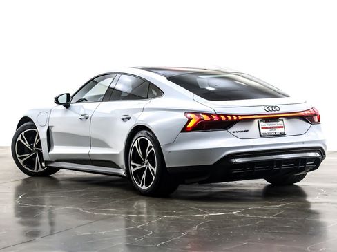 Used 2024 Audi RS e-tron GT image 13