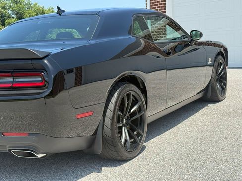Used 2021 Dodge Challenger R/T Scat Pack RWD image 16