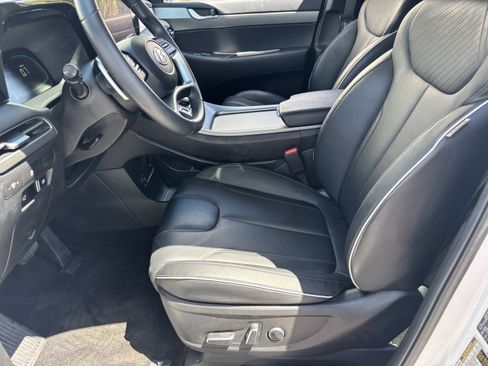 Used 2025 Hyundai Palisade SEL FWD image 18