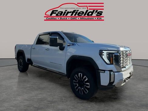 Used 2024 GMC Sierra 3500 Denali w/ Denali Reserve Package image 38