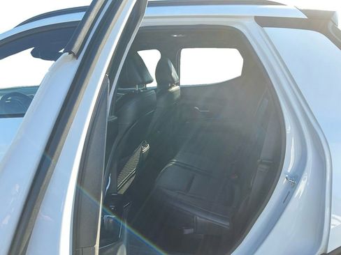 Used 2023 Hyundai Santa Cruz Limited image 21