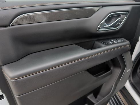 Used 2023 GMC Yukon AT4 w/ AT4 Premium Plus Package image 14