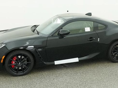 New 2026 Toyota GR86 RWD image 5