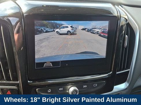 Used 2021 Chevrolet Traverse LT AWD/4WD image 10