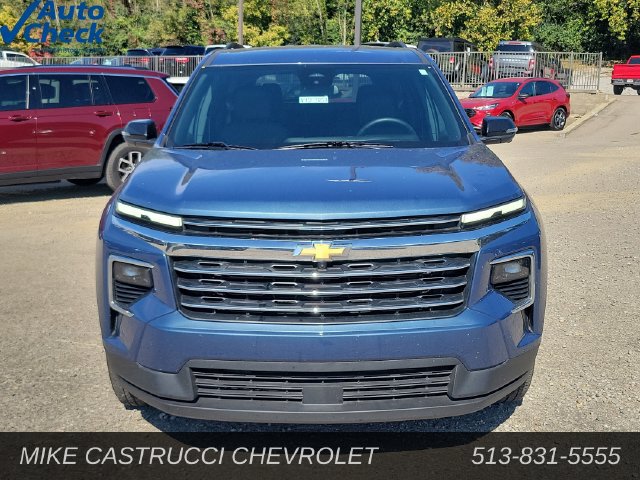 Used 2025 Chevrolet Traverse LT w/ Driver Confidence Package FWD image 8