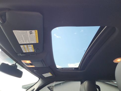 Used 2013 Ford F150 Platinum image 28