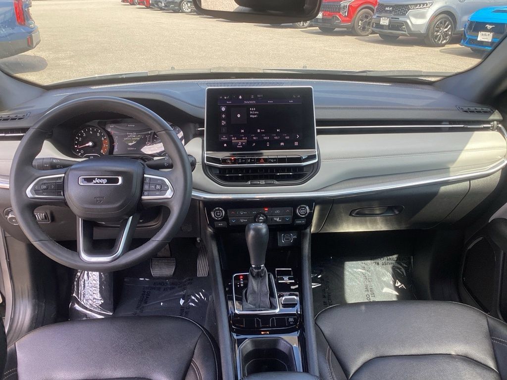Used 2024 Jeep Compass Limited AWD/4WD image 13