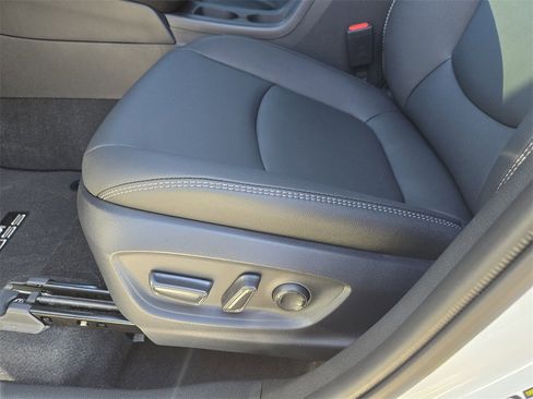 New 2026 Toyota Corolla Cross XLE image 19