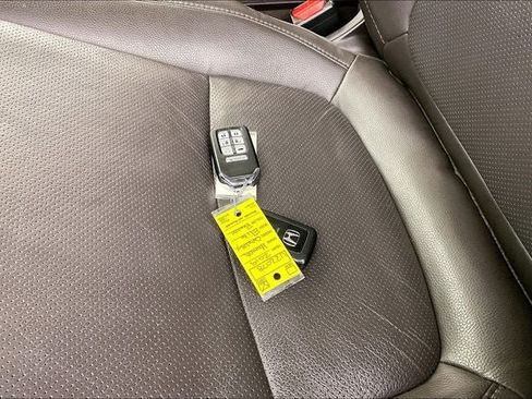 Used 2019 Honda Odyssey Elite image 14