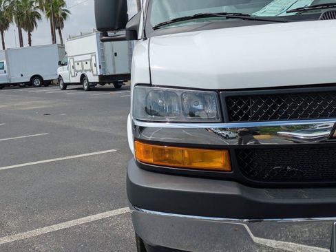 New 2025 Chevrolet Express 3500 w/ Power Convenience Package image 10