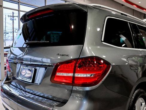 Used 2019 Mercedes-Benz GLS 450 4MATIC w/ Premium 1 Package image 11