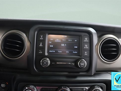 Used 2019 Jeep Wrangler Unlimited Sport S image 14