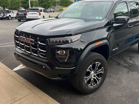 Used 2024 GMC Canyon AT4 w/ Technology Package AWD/4WD image 1