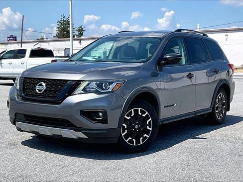 Used 2019 Nissan Pathfinder SV w/ Rock Creek Edition AWD/4WD image 2