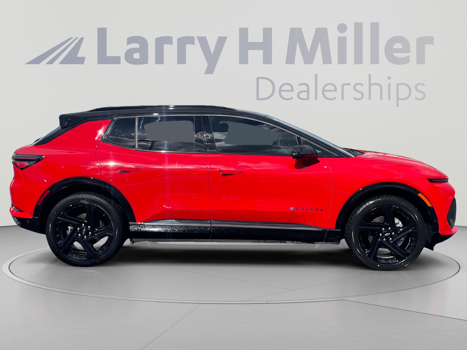 Used 2024 Chevrolet Equinox EV RS w/ Active Safety Package 3 FWD image 6
