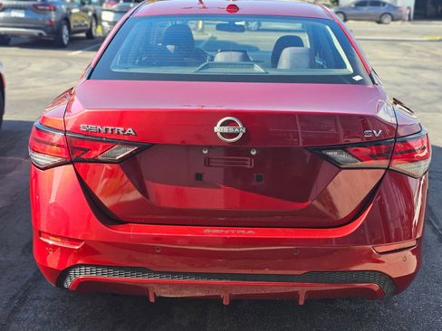 Used 2024 Nissan Sentra SV FWD image 7