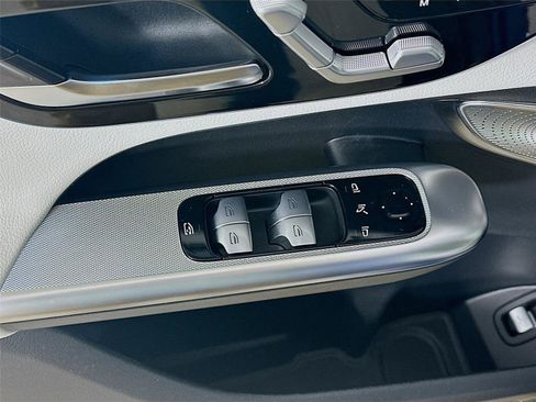 Certified 2026 Mercedes-Benz GLC 300 4MATIC image 23