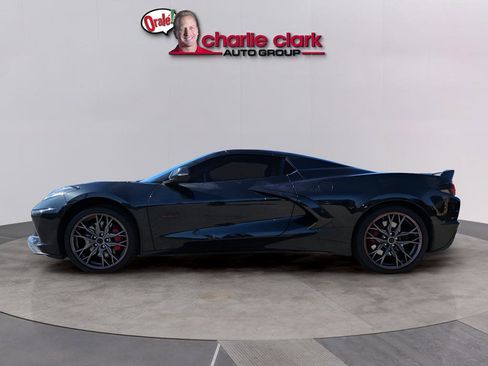 Used 2023 Chevrolet Corvette Stingray Premium Conv w/ Z51 Performance Package RWD image 2