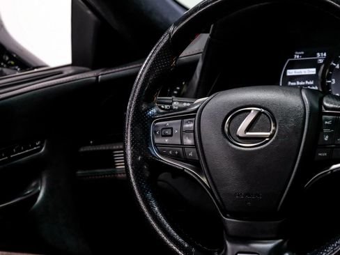 Used 2021 Lexus LS 500 F Sport w/ Accessory Package (Z2) image 24