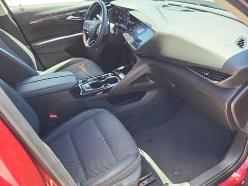 Used 2022 Buick Envision Preferred image 9