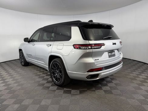 Used 2025 Jeep Grand Cherokee L Summit AWD/4WD image 11