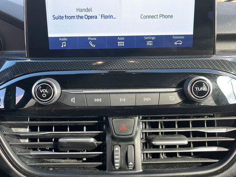 Used 2024 Ford Escape ST-Line image 19