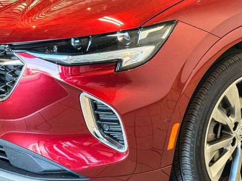 Used 2022 Buick Envision Avenir w/ Technology Package II image 16