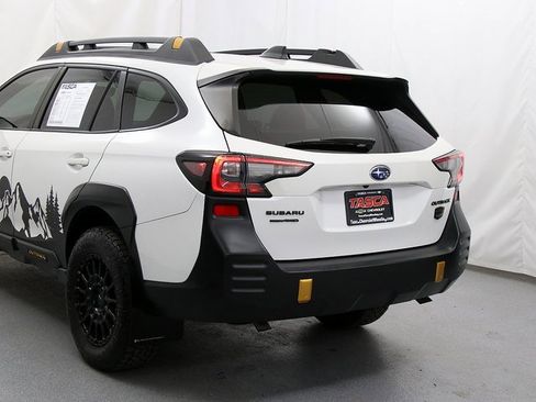 Used 2022 Subaru Outback Wilderness image 7