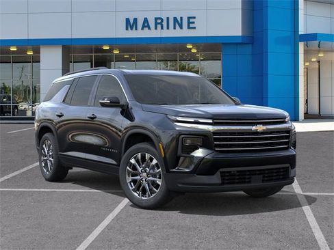 New 2026 Chevrolet Traverse LT w/ Sun and Wheel Package image 7