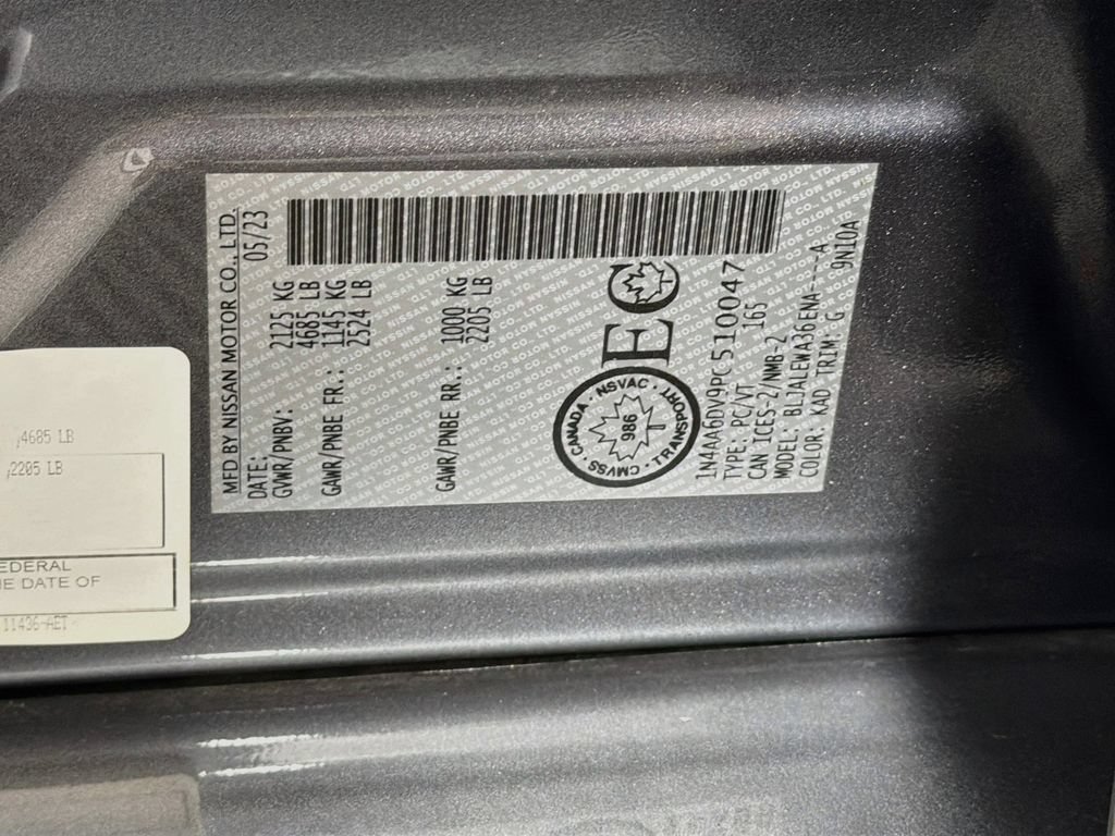 Used 2023 Nissan Maxima SL FWD image 34