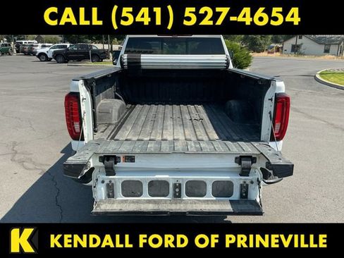 Used 2021 GMC Sierra 2500 AT4 w/ AT4 Premium Plus Package AWD/4WD image 30