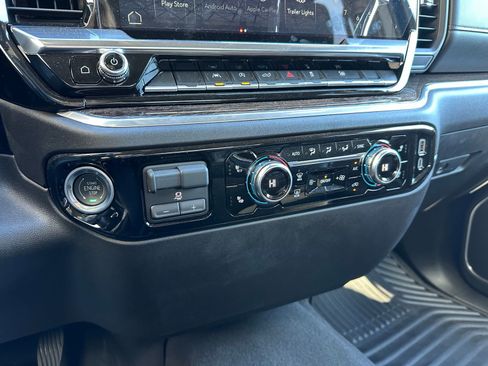 Used 2025 GMC Sierra 1500 Elevation image 15