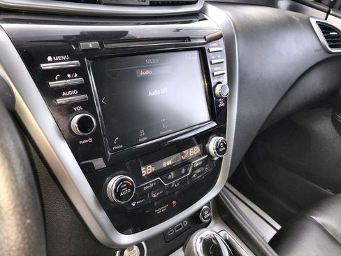 Used 2024 Nissan Murano SV w/ SV Midnight Edition Package image 16