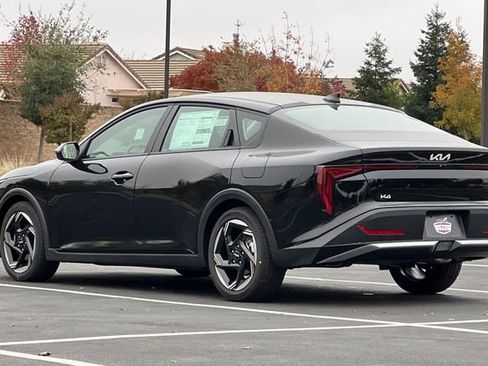 New 2025 Kia K4 EX image 7
