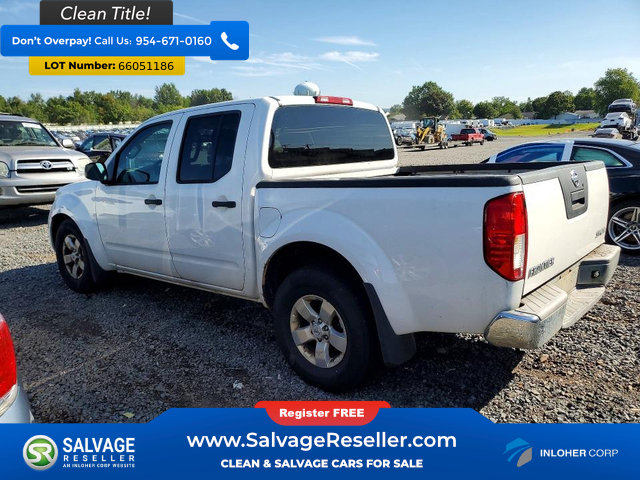 Used 2012 Nissan Frontier SV w/ SV Premium Utility Pkg AWD/4WD image 3