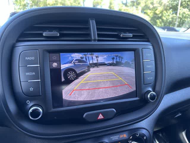 Used 2024 Kia Soul LX w/ Option Group 015 FWD image 30