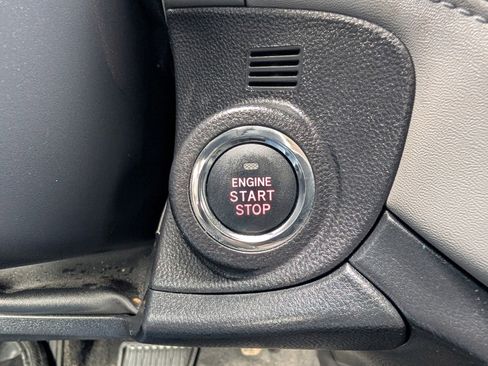 Used 2021 Subaru Outback Premium image 25