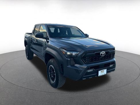 Used 2025 Toyota Tacoma TRD Off-Road image 1